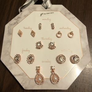 New G by Gennaro 7 pairs weekdays Rose Gold Tone Stud Earrings #B77
